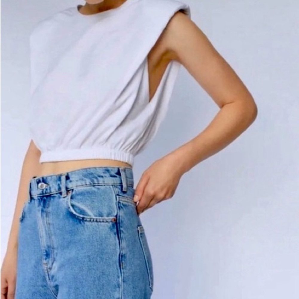 Zara White Pleated Padded Shoulder Crop Top Tee Elastic Hem Size S Shirt